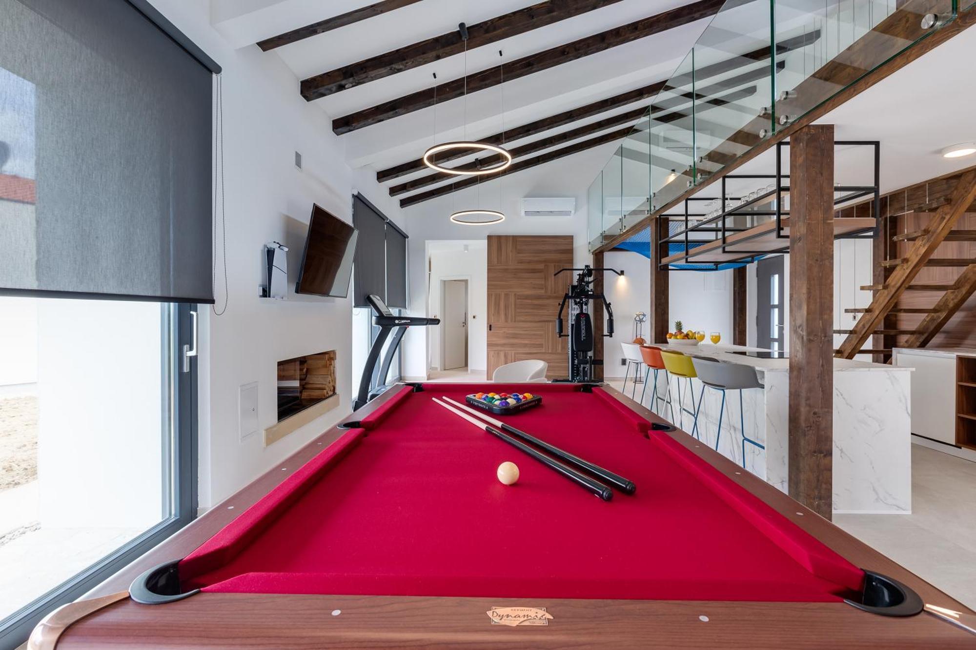 Villa T, Spacious With Heated Pool, Hot Tub & Sauna Rastevic المظهر الخارجي الصورة